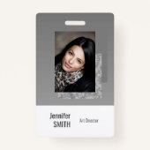 Plain Gray シンプル Business Logo Barcodeテンプレート バッジ (正面)