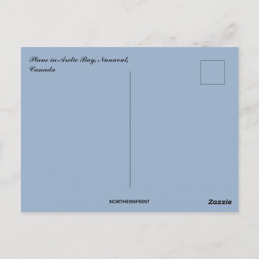 Plane in Arctic Bay Nunavut Canada ポストカード (裏面)