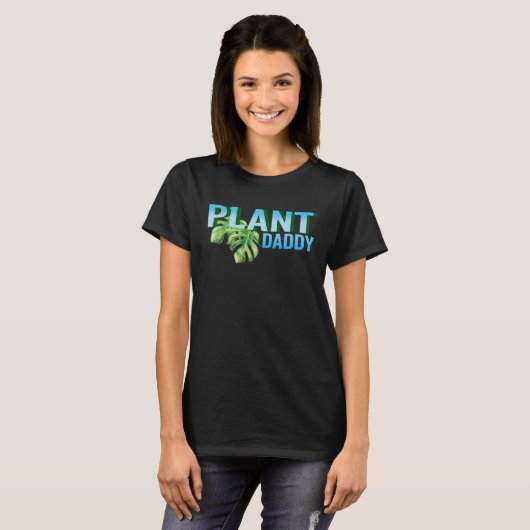 Plant Daddy Gardening  Watering Plants Tシャツ (正面フル)