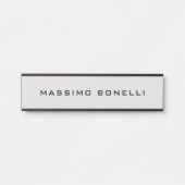 Platinum Grey Minimalist Plain Legible Modern サインプレート (正面)