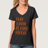 Play Learn Be Kind Repeat Kindness Day 2022 Unity Tシャツ (正面)