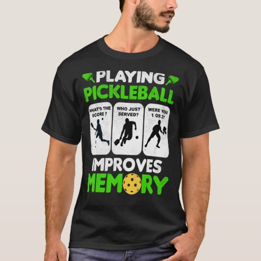 Play Pickleball Improves Memory Paddleball Mens Wo Tシャツ (正面)