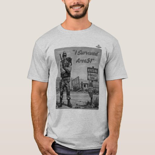 Playera Area51 -I survived Area51 Tシャツ (正面)