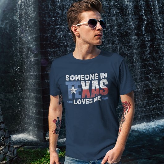 Playera Funny Someone in Texas Loves Me Travel Tex Tシャツ