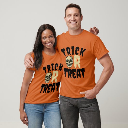 Playera Trick or Treat Tシャツ (ユニセックス)