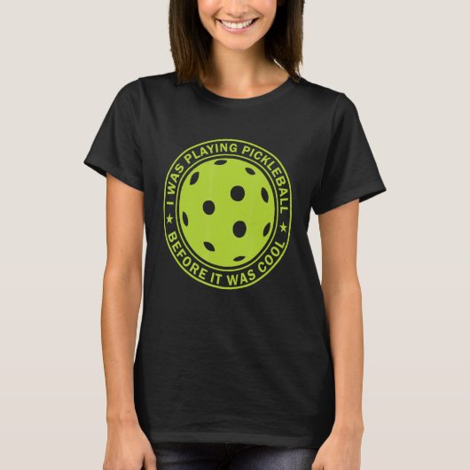 Playes PickleballはメモリDiの前カッコいいにあった Tシャツ (正面)