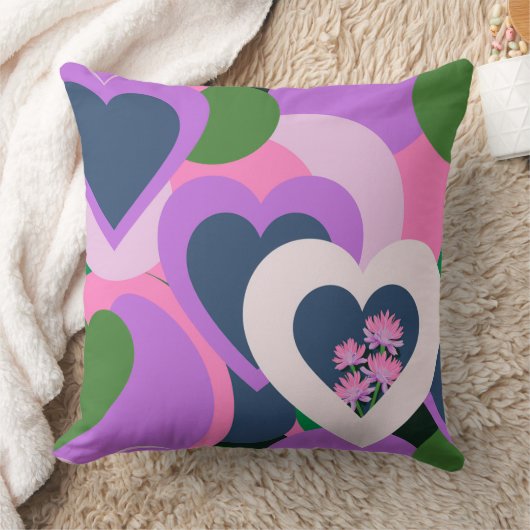 Playful Abstract Heart Throw Pillow クッション (ブランケット)