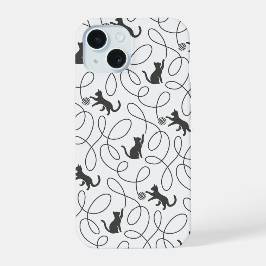 Playful Black Cat and Yarn Ball Pattern iPhone 15ケース (裏面)