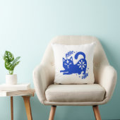 Playful Blue Cat Throw Pillow – CozyBun クッション (椅子)