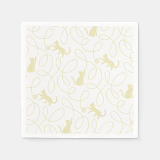 Playful Cat and Yarn Ball Pattern Light Beige スタンダードカクテルナプキン