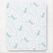 Playful Cat and Yarn Ball Pattern Light Blue マウスパッド (正面)
