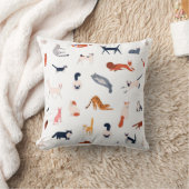 Playful Cats Pattern – Cute Feline Lover  クッション (ブランケット)