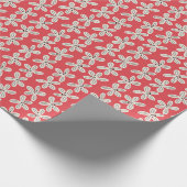 Playful Daisy Pattern on Bright Red Background ラッピングペーパー (角)