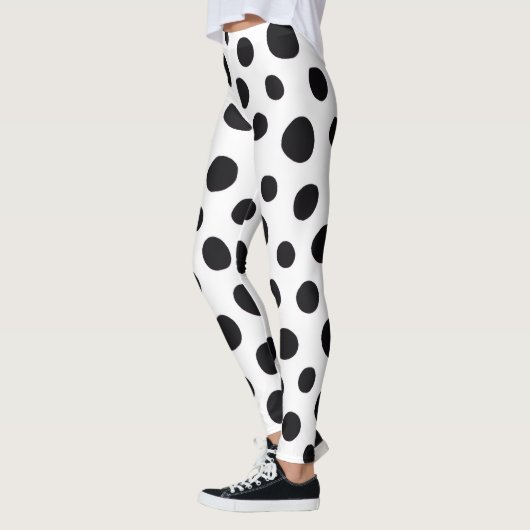 Playful Dalmatian Inspired Halloween Dotted Spots レギンス (左)