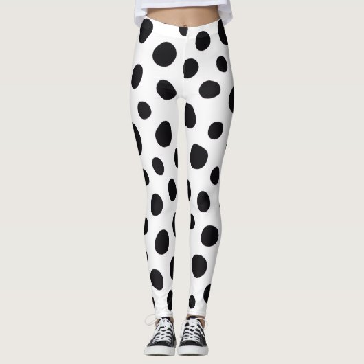 Playful Dalmatian Inspired Halloween Dotted Spots レギンス (正面)