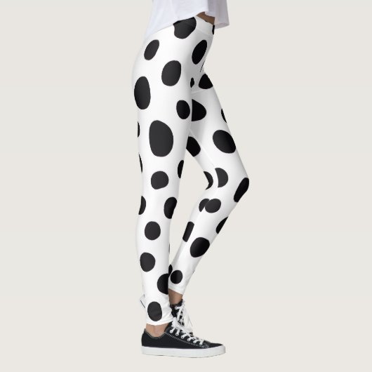 Playful Dalmatian Inspired Halloween Dotted Spots レギンス (右)