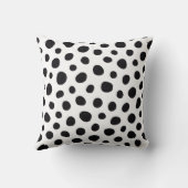 Playful Energy Dalmatian Inspired Dotted Spots クッション (裏面)