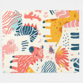 Playful fantasy animals on white フリースブランケット (正面(横))