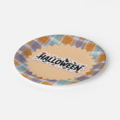 Playful Halloween Plaid ペーパープレート (アングル)