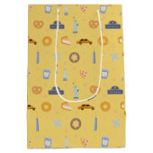 Playful New York City Pattern Mustard Yellow ミディアムペーパーバッグ (裏面)