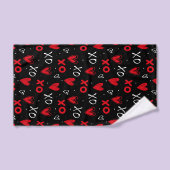 Playful Red & Black XO Heart Pattern on Black バスタオルセット (ハンドタオル)