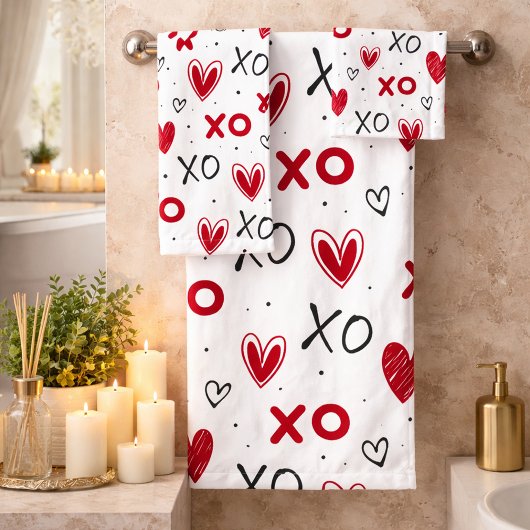 Playful Red & Black XO Heart Pattern on White バスタオルセット