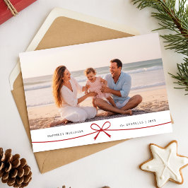 Playful Red Bow Family Beach Photo Christmas シーズンカード