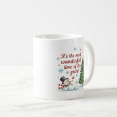 Playful Snowman and Pine Tree Merry Christmas コーヒーマグカップ (正面右)