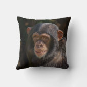 Playful Soul – Baby Chimpanzee Close-Up クッション (裏面)
