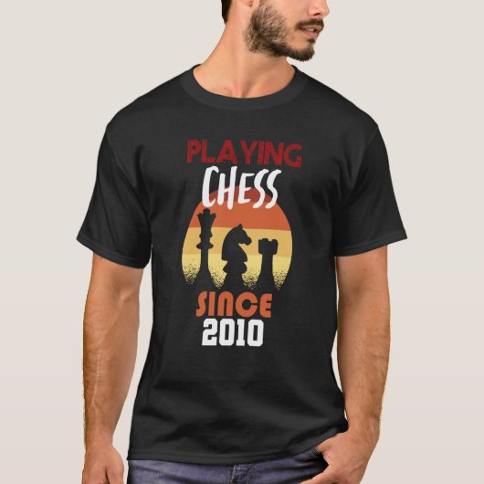 Playing chess since 2010 tシャツ (正面)