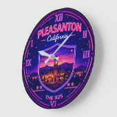Pleasanton California ラージ壁時計 (傾斜)
