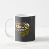 Please Chew Quieter Funny Misophonia Bird Quote Lo コーヒーマグカップ (左)
