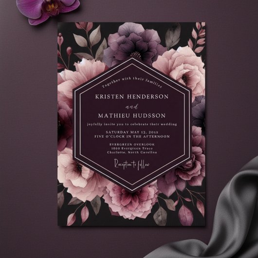 Plum Moody Floral Whimsy Wedding 招待状