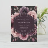 Plum Moody Floral Whimsy Wedding 招待状 (スタンド正面)