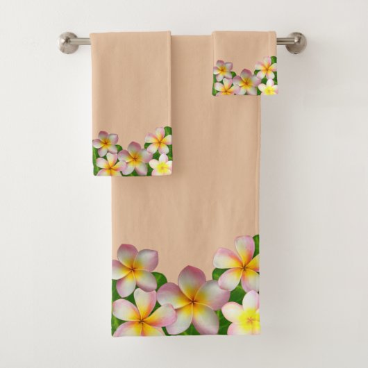 Plumeria Flowers on Champagne Beige Bath Towel Set バスタオルセット (インサイチュ)
