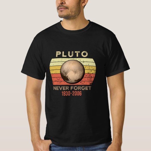 Plutoを忘れないで 1930 – 2006 tシャツ (正面)