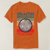 Pluto Never Forget 1930-2006 Tシャツ (デザイン正面)