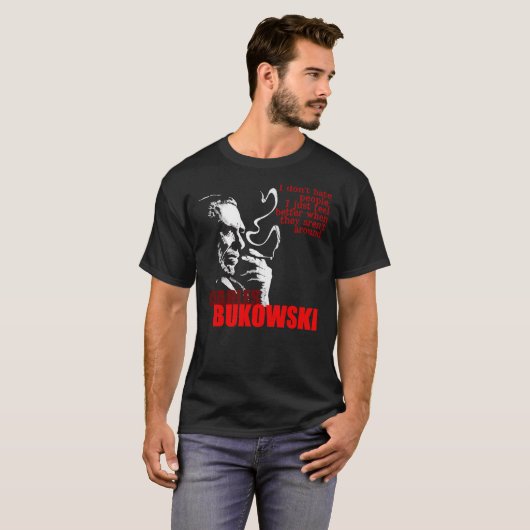 Poet & Author Charles Bukowski Tee Essential T Tシャツ (正面フル)