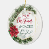 Poinsettia、私たちの最初のクリスマスフォト婚約したー セラミックオーナメント (左)