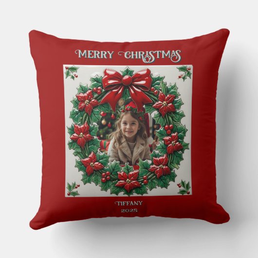 Poinsettia on Red Throw Pillow クッション (裏面)