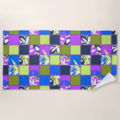 Pokiiハワイアンフローラとドットパッチワーク紫 ビーチタオル (正面)