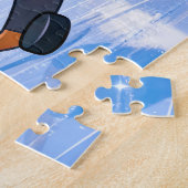 Polar Bear Playing Ice Hockey on a Frozen Rink ジグソーパズル (側面)