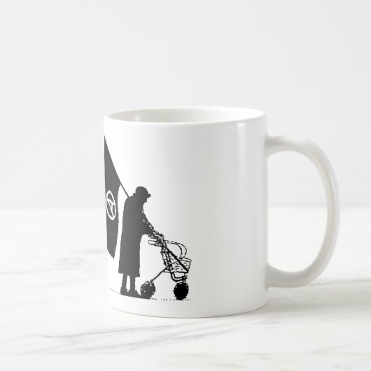 Police & Granny コーヒーマグカップ (右)