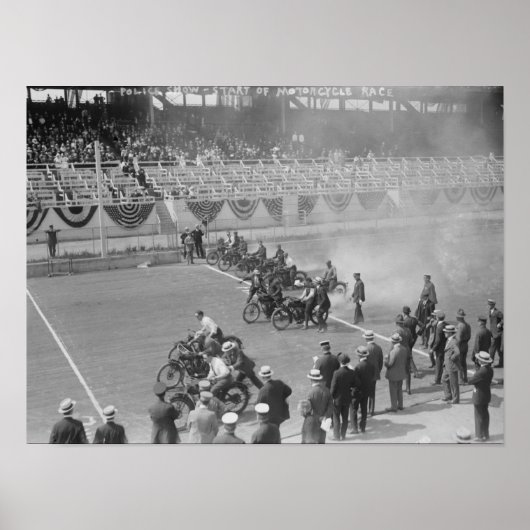 Police Show - – オートバイレースの開始 ポスター (正面)