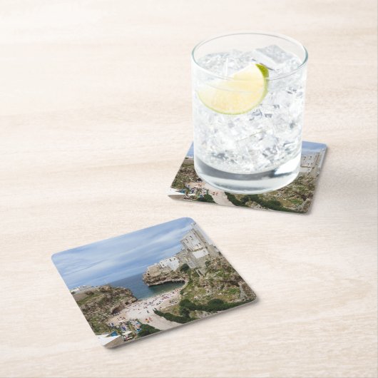 Polignano Pugliaのコースターのロバ都市ビーチ スクエアペーパーコースター (インサイチュ)