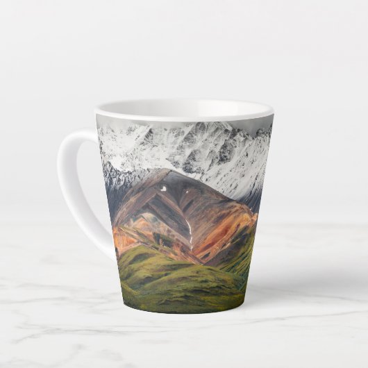 Polychrome mountain, Denali NP, Alaska カフェラテマグ (左アングル)