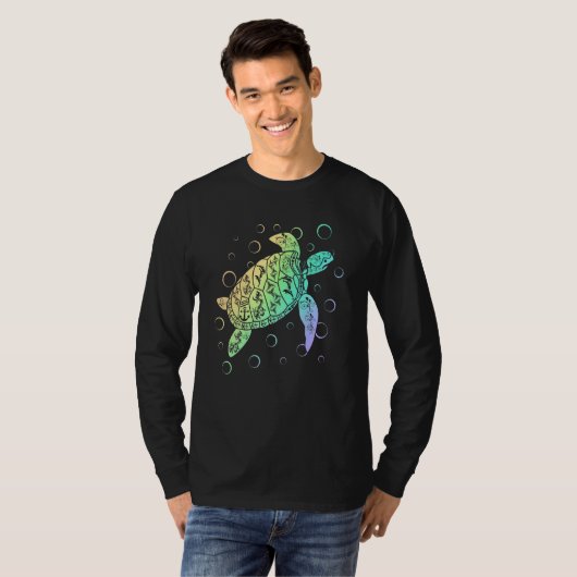 Polynesian Sea Turtle Ocean Lover Save the Turtles Tシャツ (正面フル)