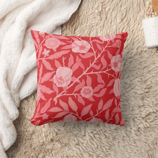 Pomegranate in Christmas Red クッション (ブランケット)