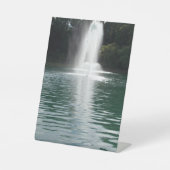 Pond Photo 台座サイン (正面)