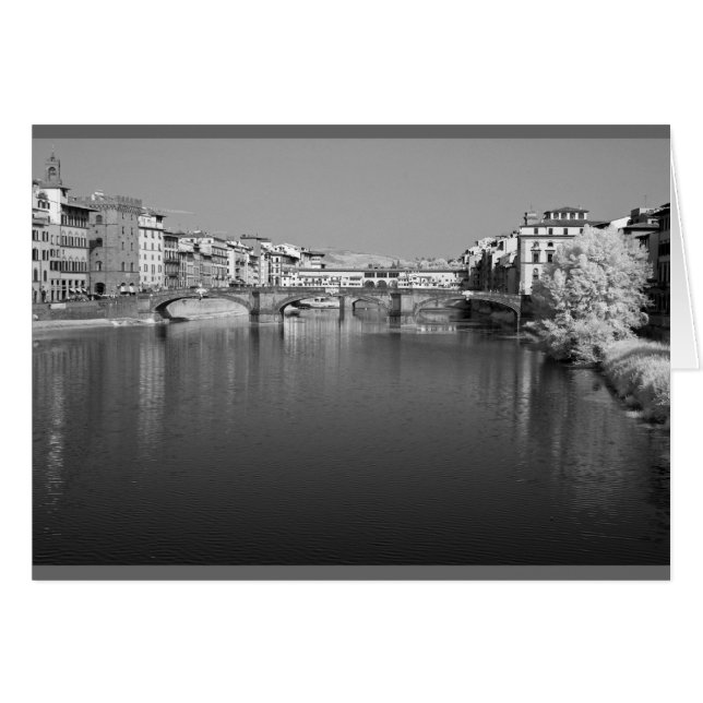 Ponte Vecchio、フィレンツェ、イタリア (正面横)